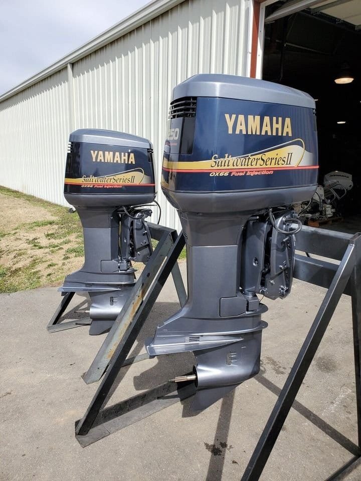 Twin 2001 Yamaha 250 HP Saltwater Series II 6-Cylinder EFI 2-Stroke 25"(X) Outboard Motors. 1 Twin 2001 Yamaha 250 HP Saltwater Series II 6-Cylinder EFI 2-Stroke 25"(X) Outboard Motors.